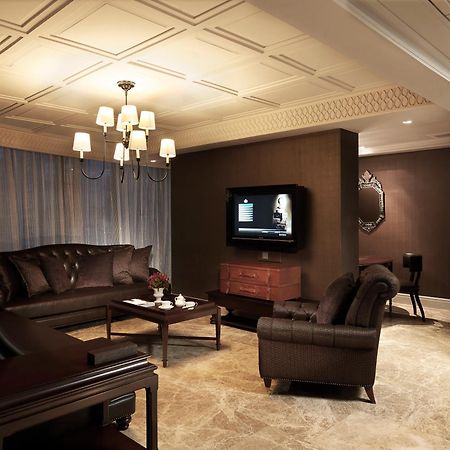Hotel Muse Bangkok, Autograph Collection Exterior photo