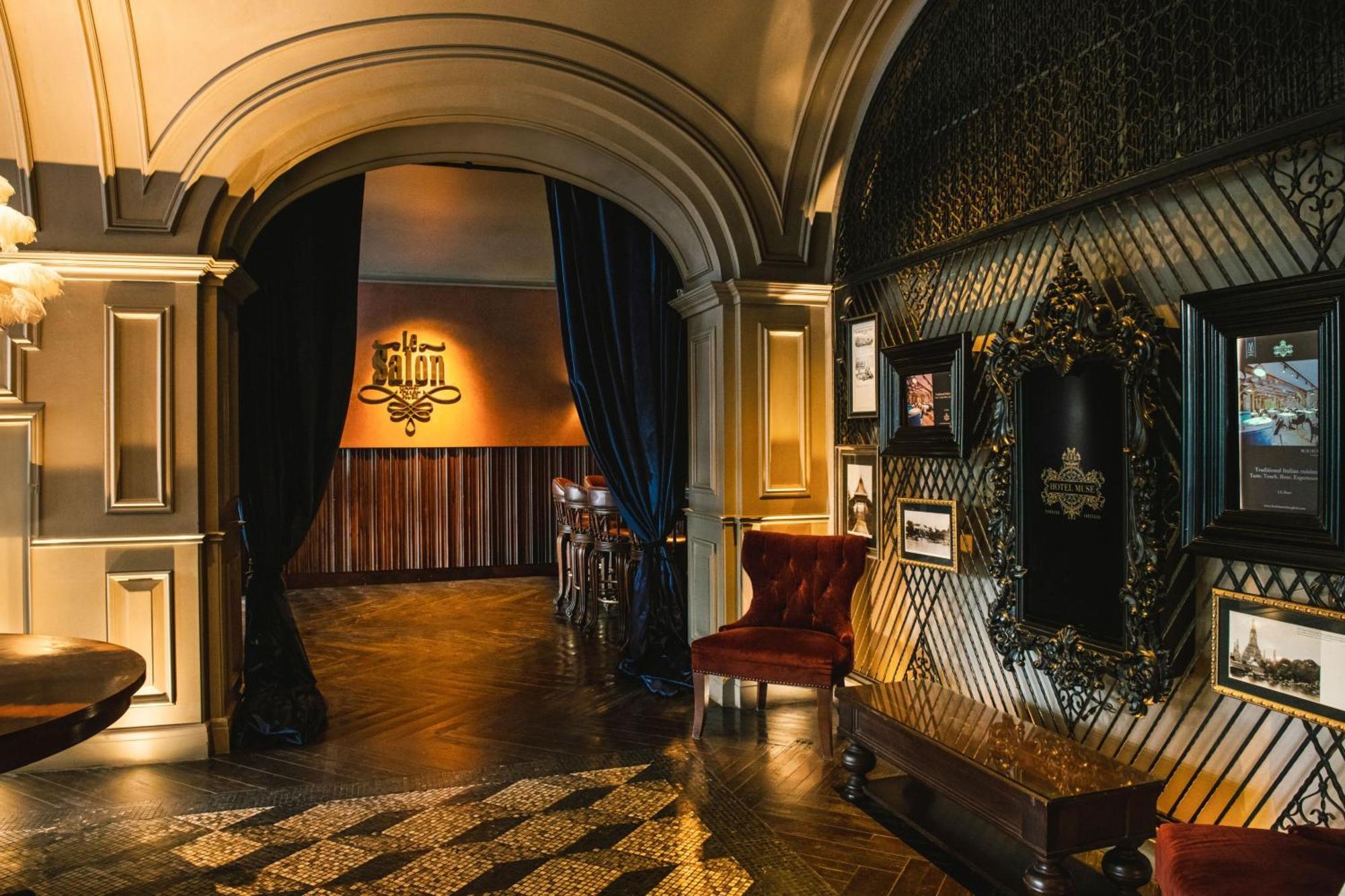 Hotel Muse Bangkok, Autograph Collection Exterior photo The interior of the 2011-built cinema