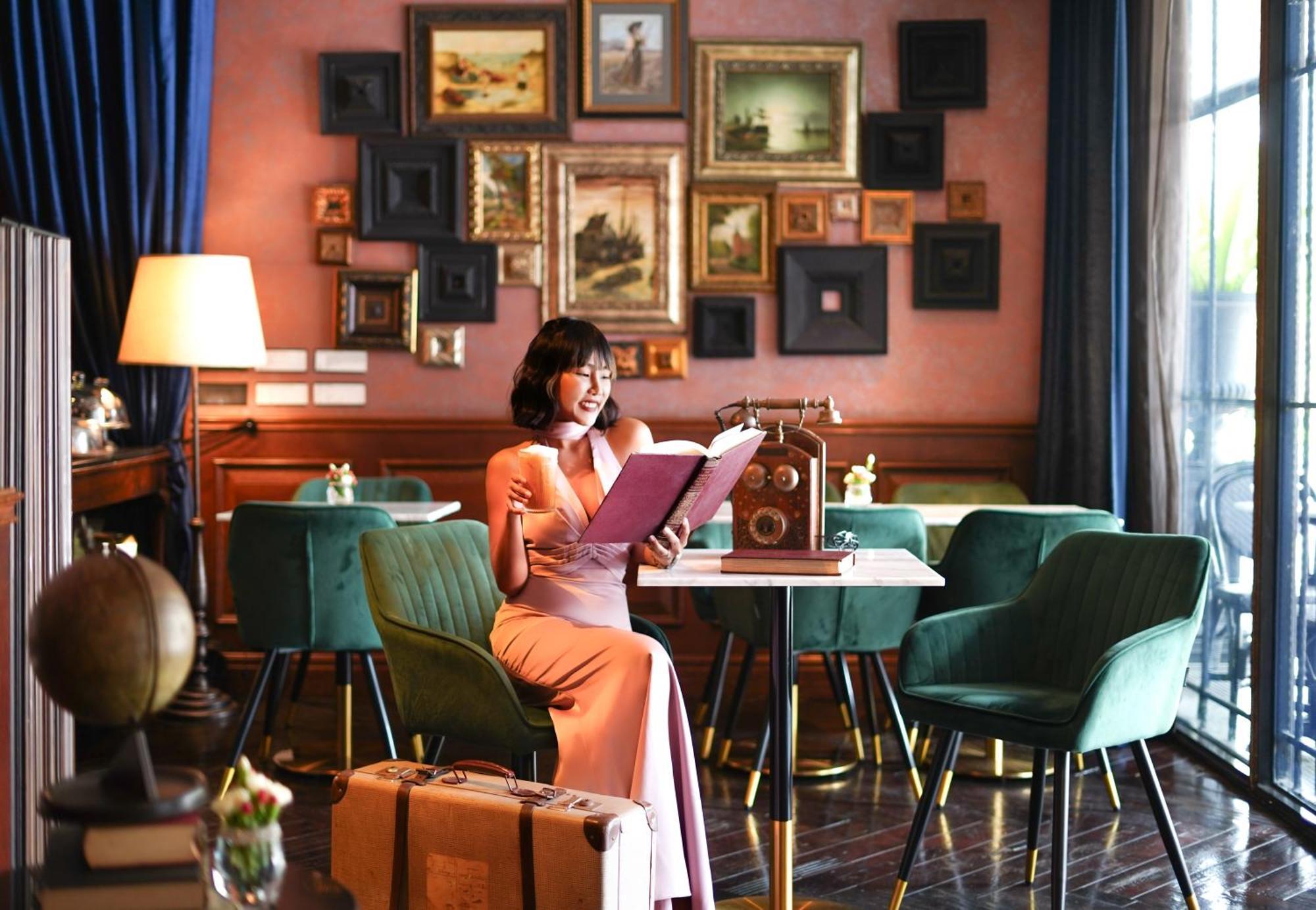 Hotel Muse Bangkok, Autograph Collection Exterior photo The lobby of the hotel